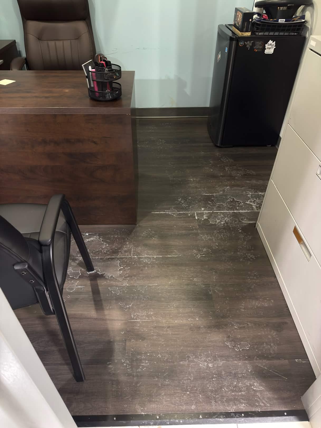 Office Before - Dirty floor