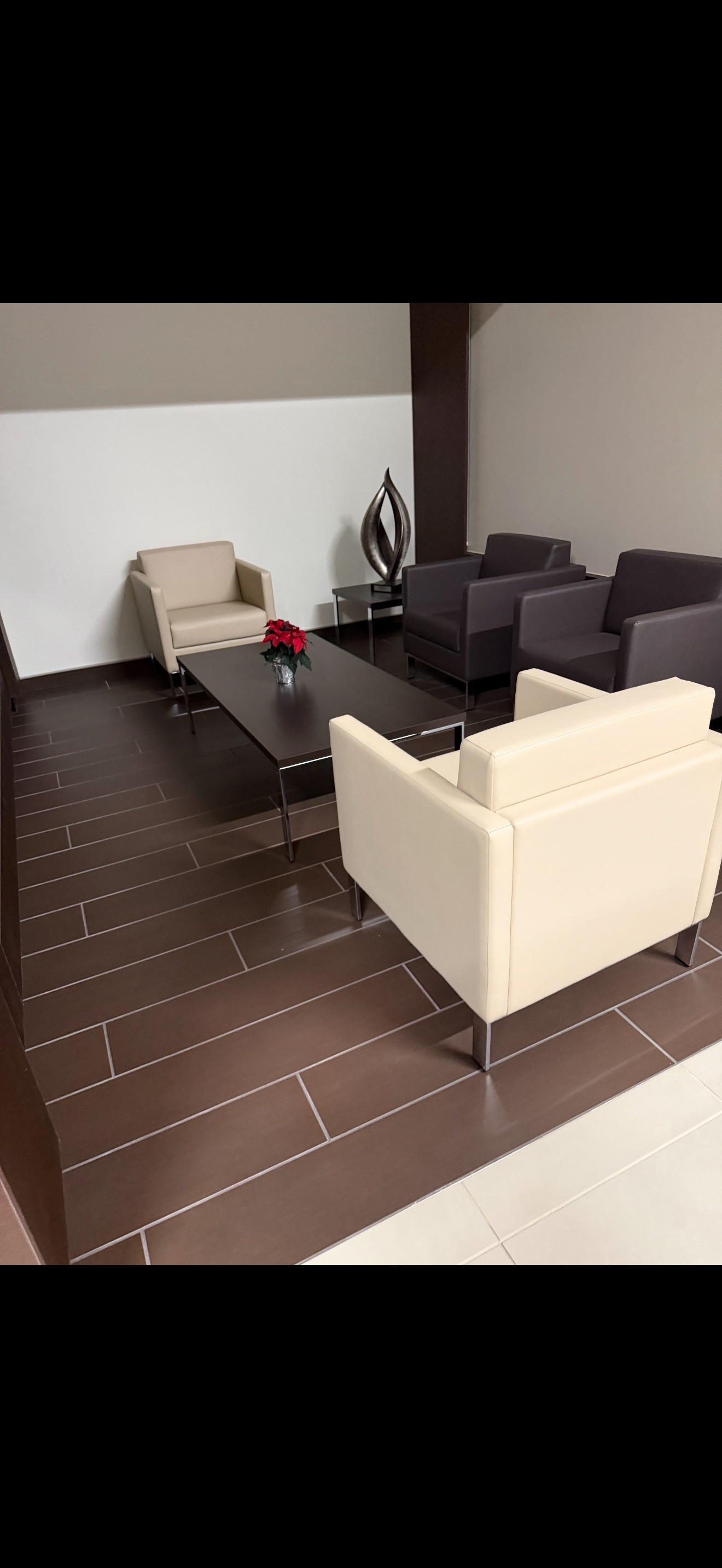 Lobby After - Clean floor